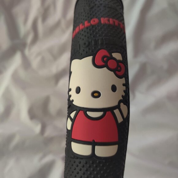 Hello Kitty Steering Wheel Cover, New - Picture 1 of 3